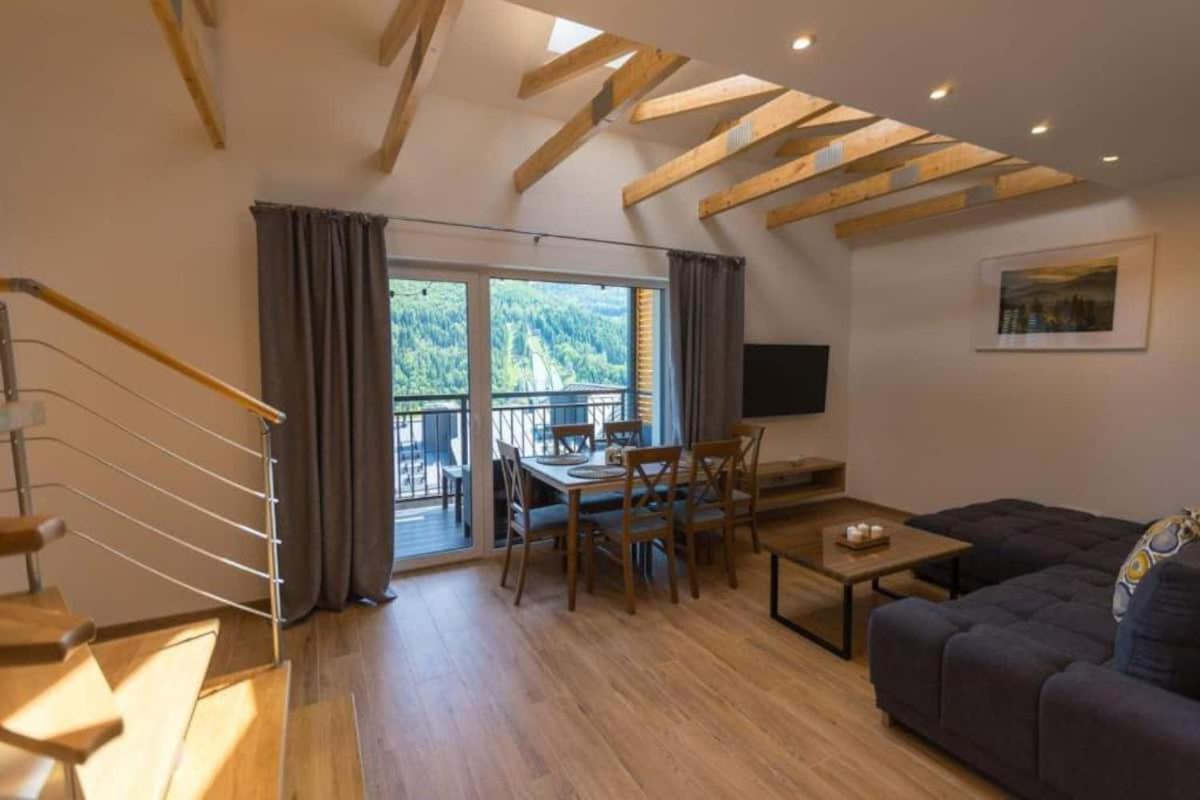 Apartament Sloneczny - Widok Na Gory I Skrzyczne シュチルク エクステリア 写真